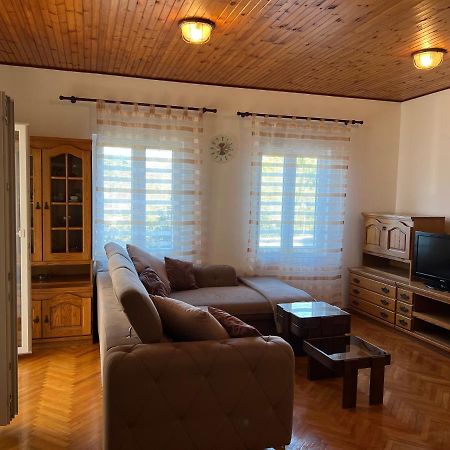 Apartmani Luka Zrnovo Ngoại thất bức ảnh