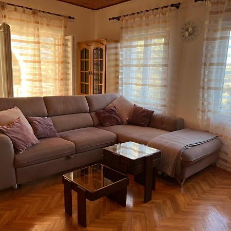 Apartmani Luka Zrnovo Ngoại thất bức ảnh