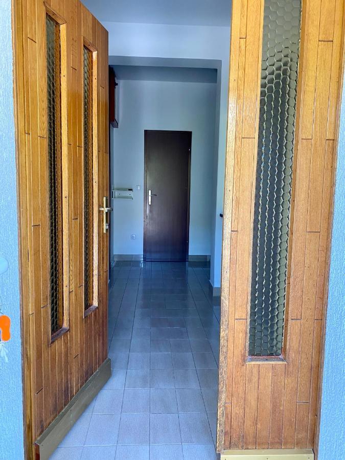 Apartmani Luka Zrnovo Ngoại thất bức ảnh