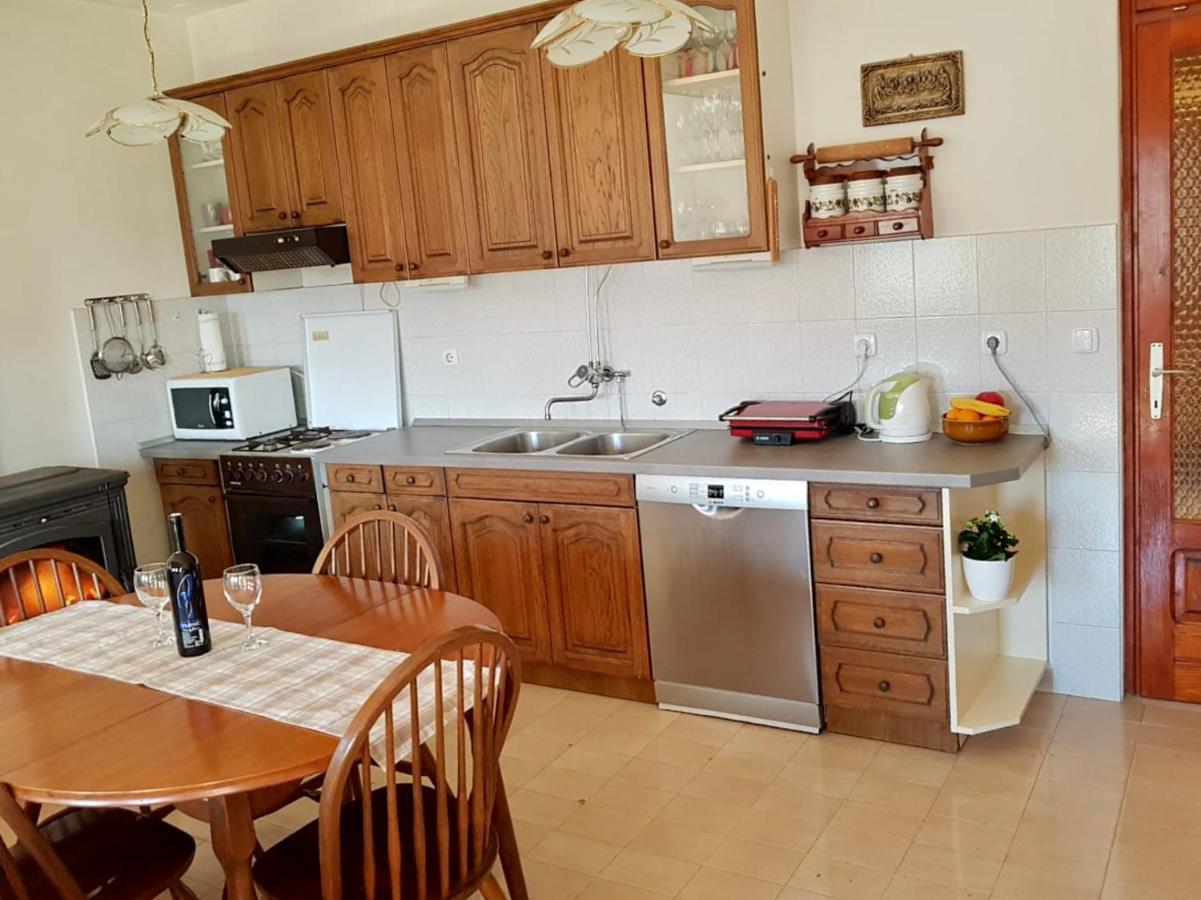 Apartmani Luka Zrnovo Ngoại thất bức ảnh